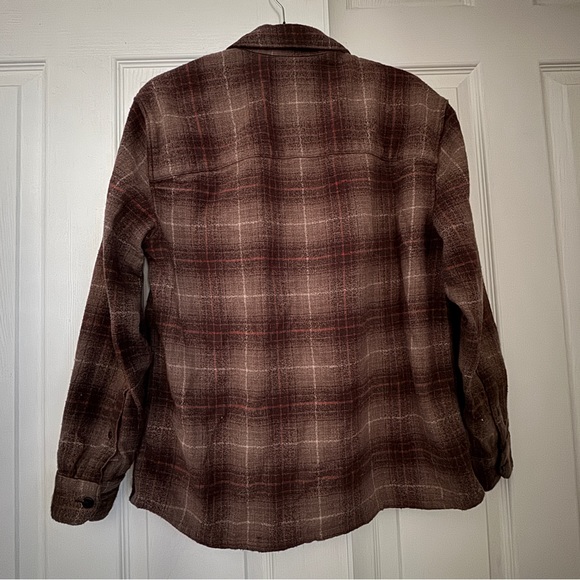 Abercrombie & Fitch Brown Flannel Button Up Long Sleeve Shirt - Picture 6 of 12